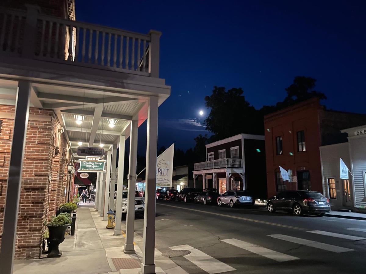 Mccully House Inn Jacksonville Bagian luar foto
